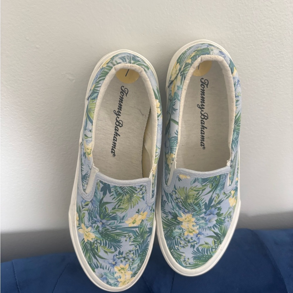 Tommy Bahama Women’s Blue Floral Slip-On Sneakers with Green Leaf Print